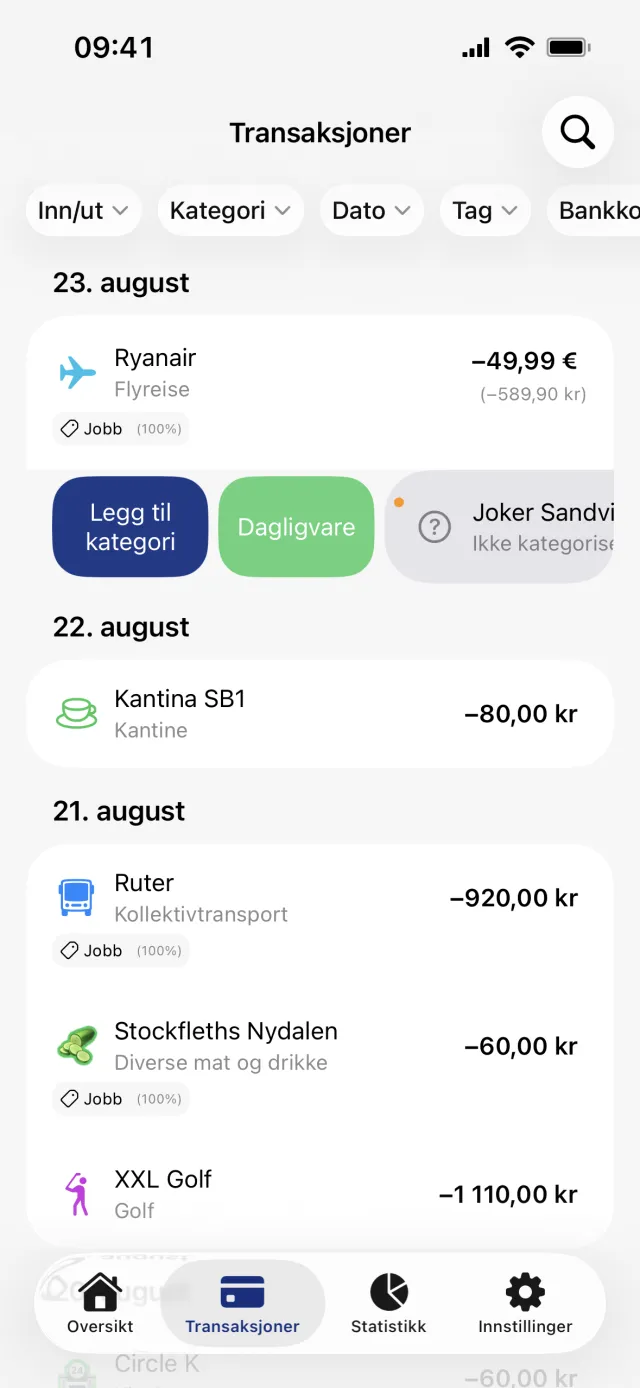 Transaksjoner-fanen med én rad sveipet åpen, der Legg til kategori står ved siden av en foreslått kategori