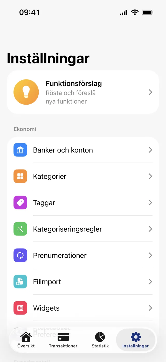 Fliken Inställningar: Funktionsförslag överst och Ekonomi-listan från Banker och konton ner till Widgets