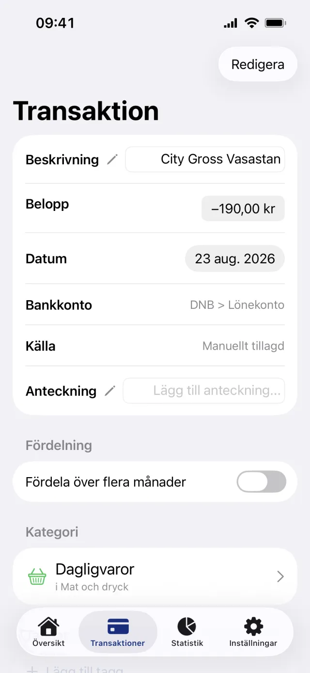 Transaktionsskärmen för ett köp på City Gross, med fälten Beskrivning, Belopp och Datum, fördelningsreglaget avslaget och Dagligvaror som kategori